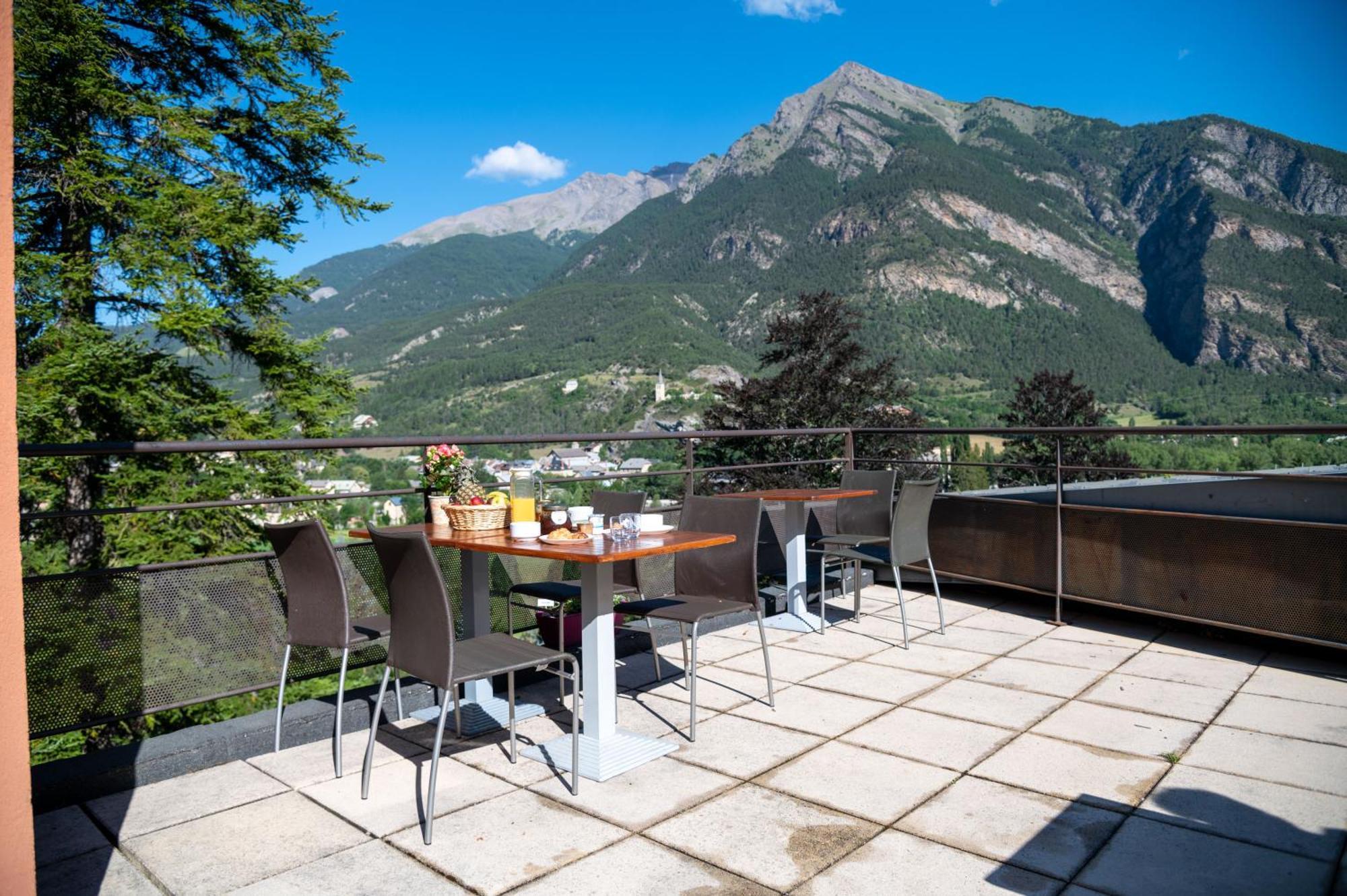 Residence Chateau Des Magnans By Nevesol Jausiers Luaran gambar